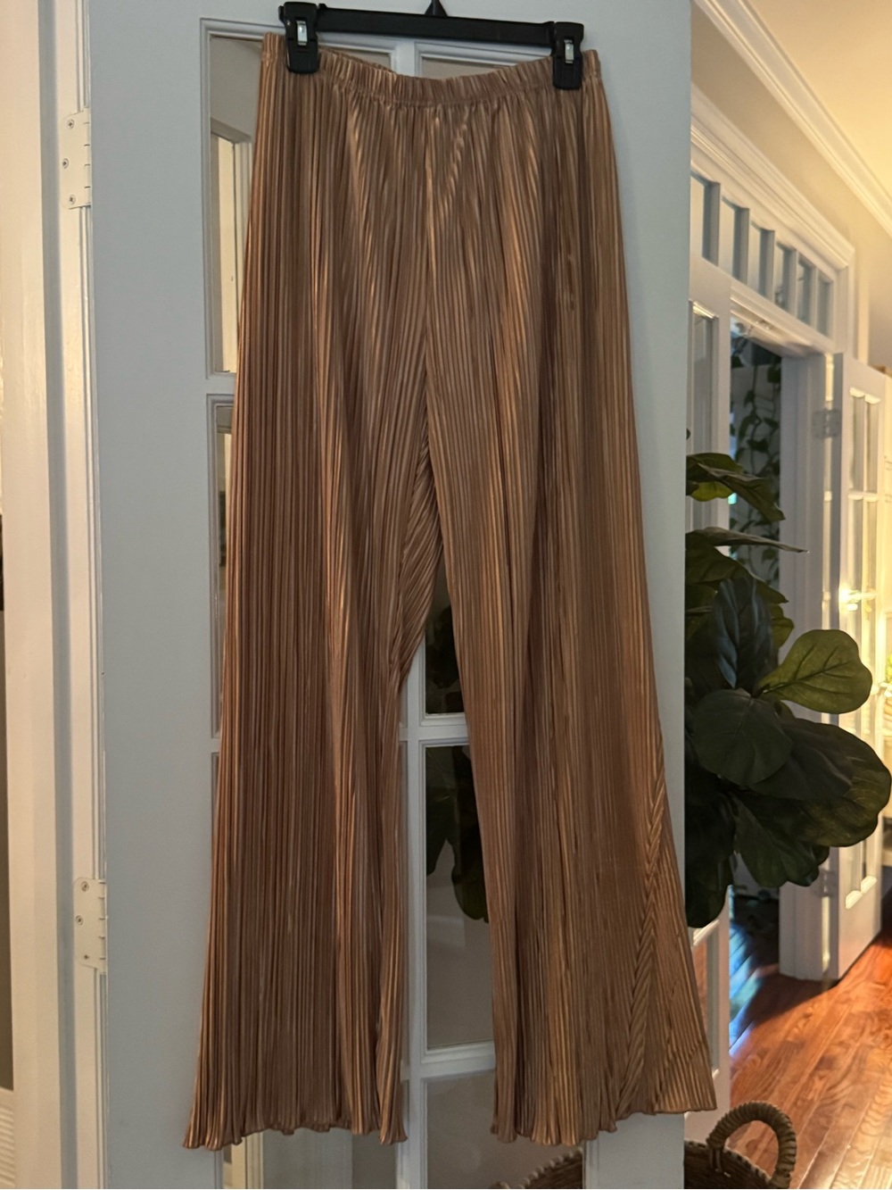 SHEIN Metallic Pleated Skirt in Bronze